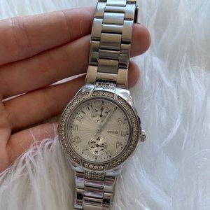 Guess ladies watch W1209L1